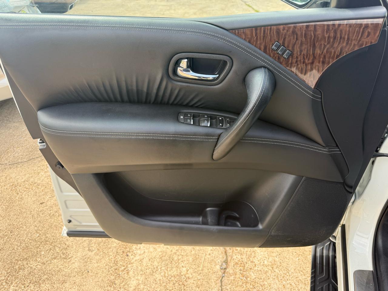 Nissan Armada 4x4 Platinum 2017