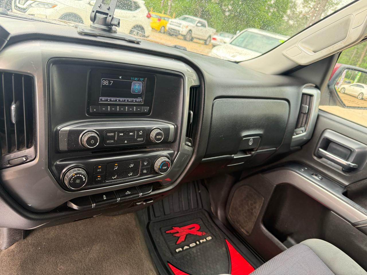 Chevrolet Silverado 1500 2WD Crew Cab 143.5" LT w/1LT 2015