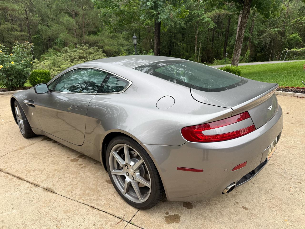 Aston Martin Vantage 2dr Cpe Man 2008