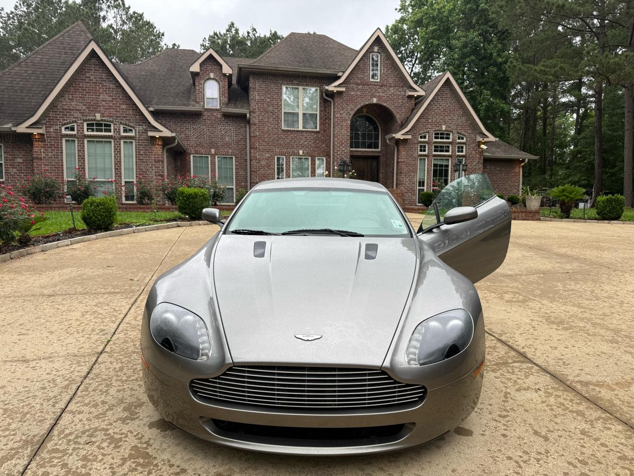 Aston Martin Vantage 2dr Cpe Man 2008