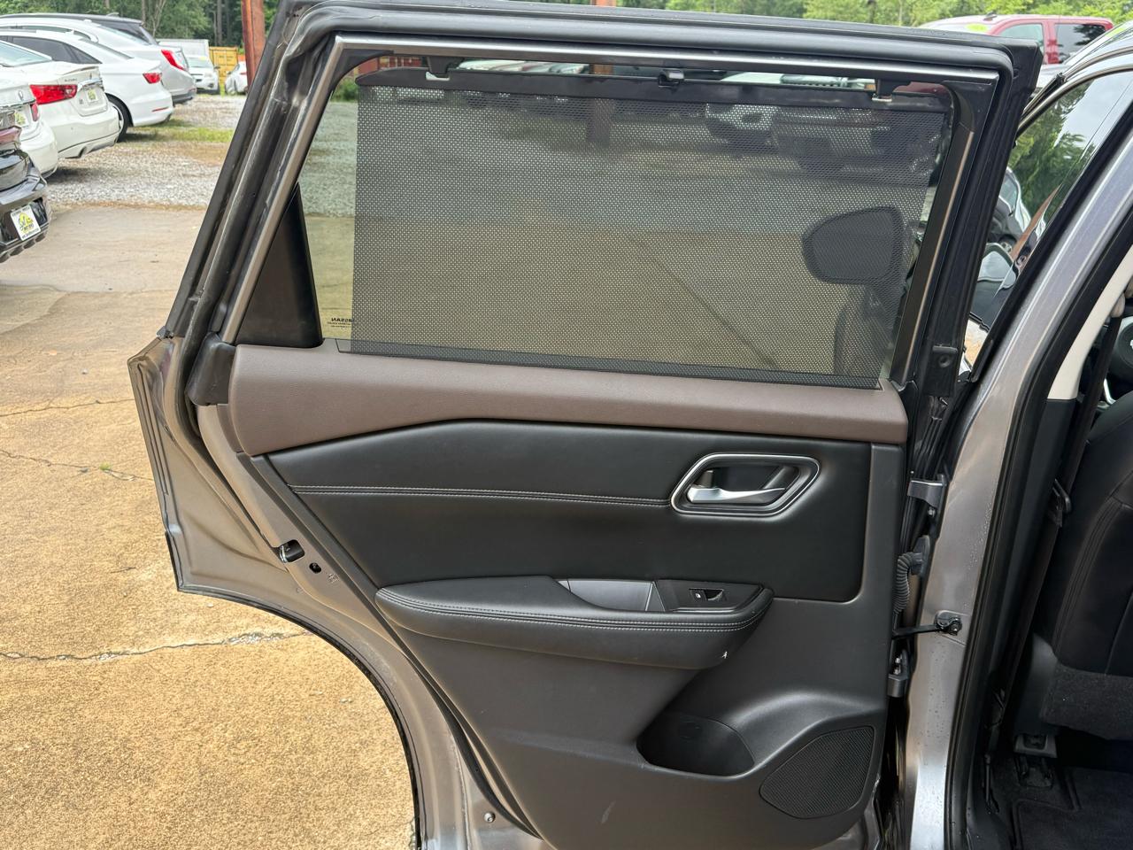 Nissan Rogue FWD SV 2021