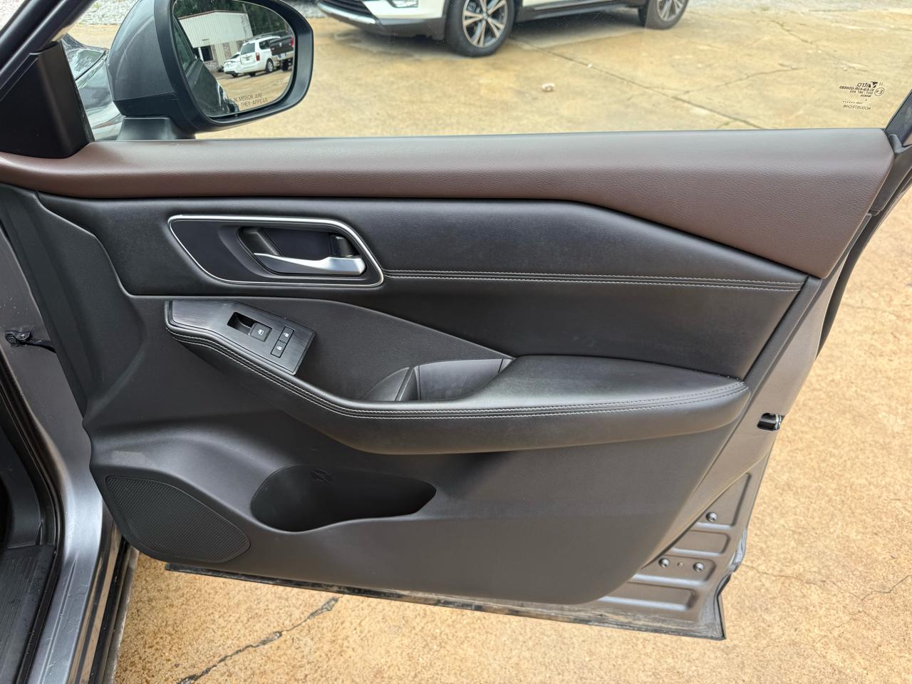 Nissan Rogue FWD SV 2021