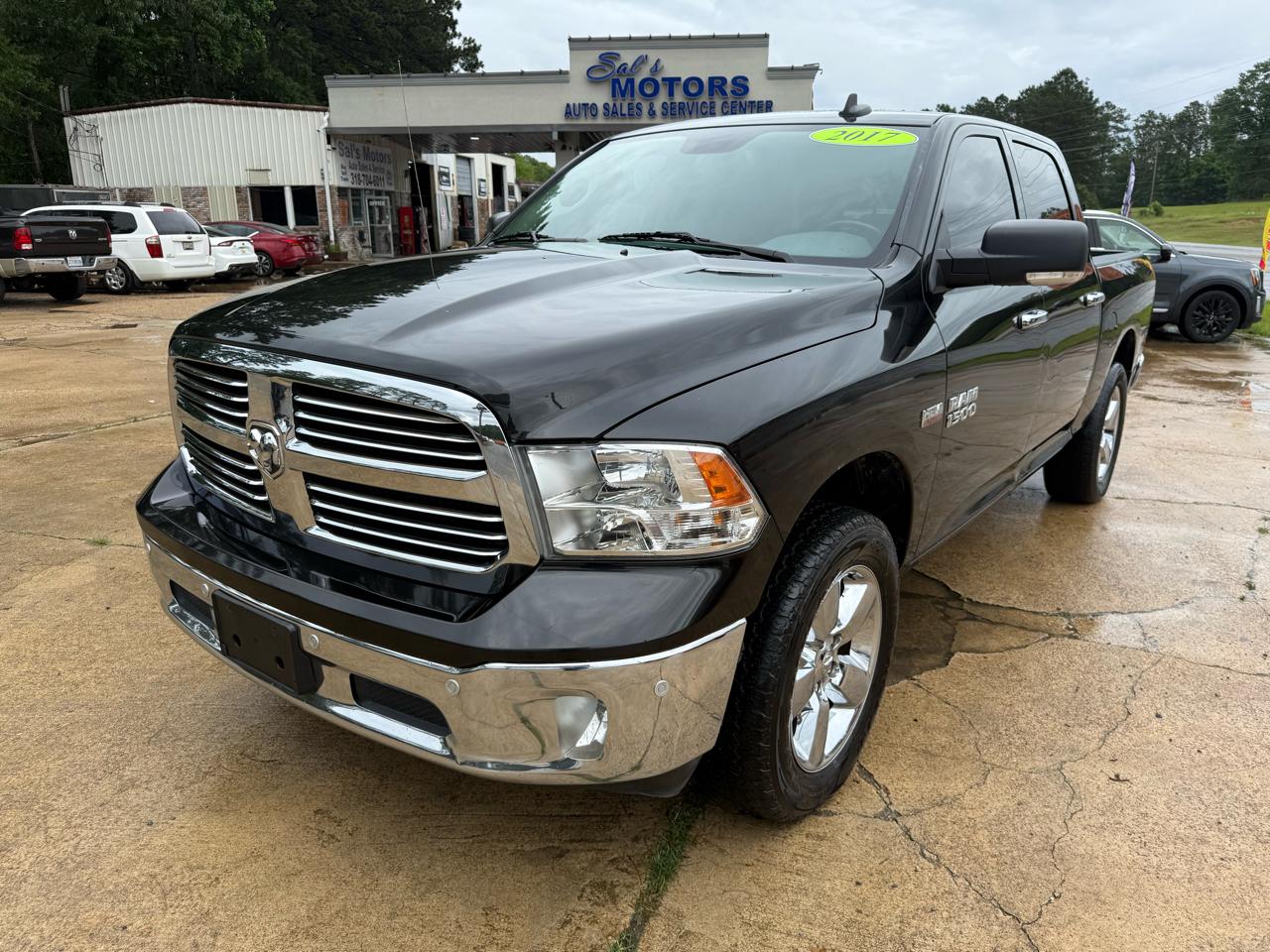 RAM 1500 Big Horn 4x4 Crew Cab 5'7" Box 2017