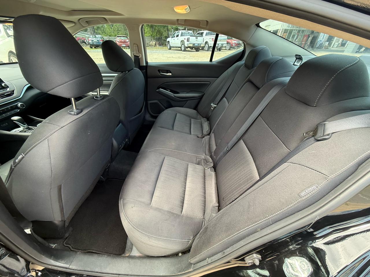 Nissan Altima 2.5 SV Sedan 2022