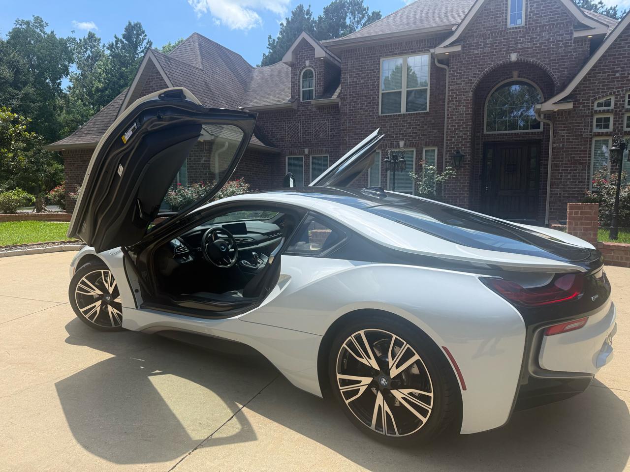 BMW i8 2dr Cpe 2016