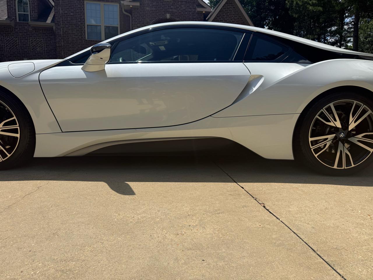BMW i8 2dr Cpe 2016