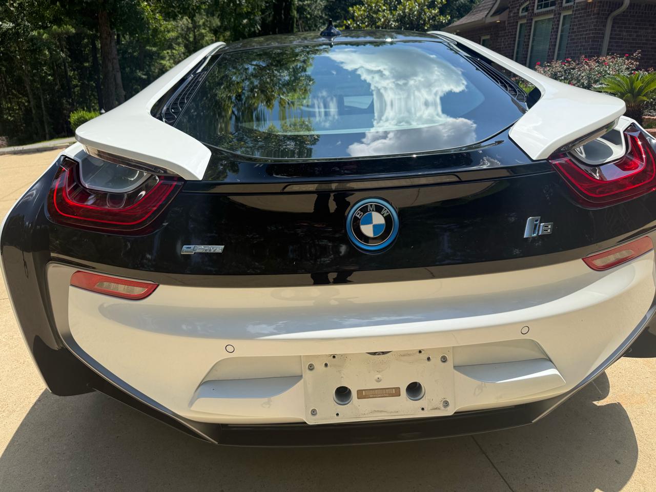 BMW i8 2dr Cpe 2016