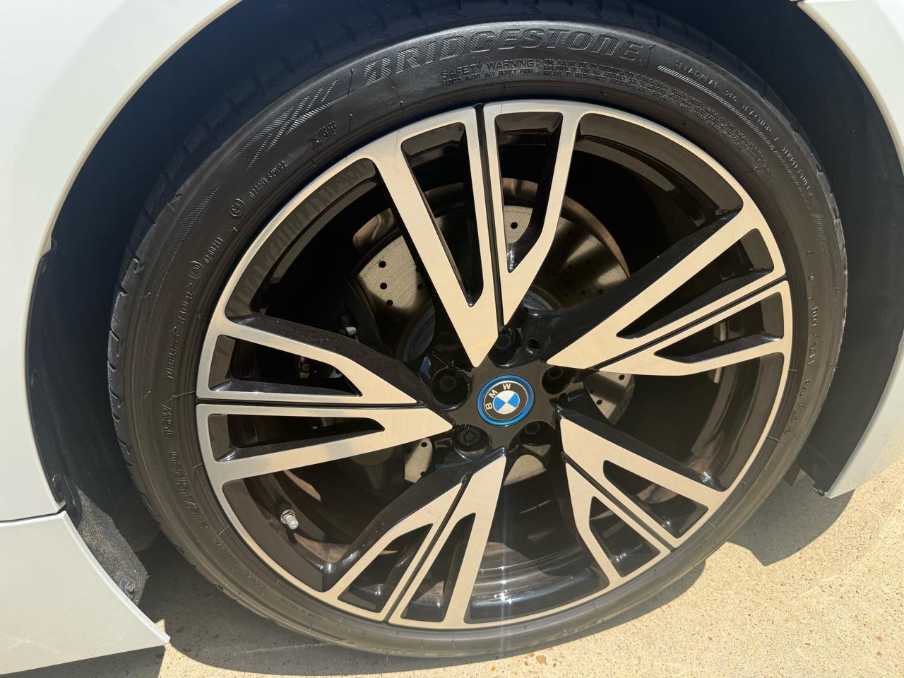 BMW i8 2dr Cpe 2016