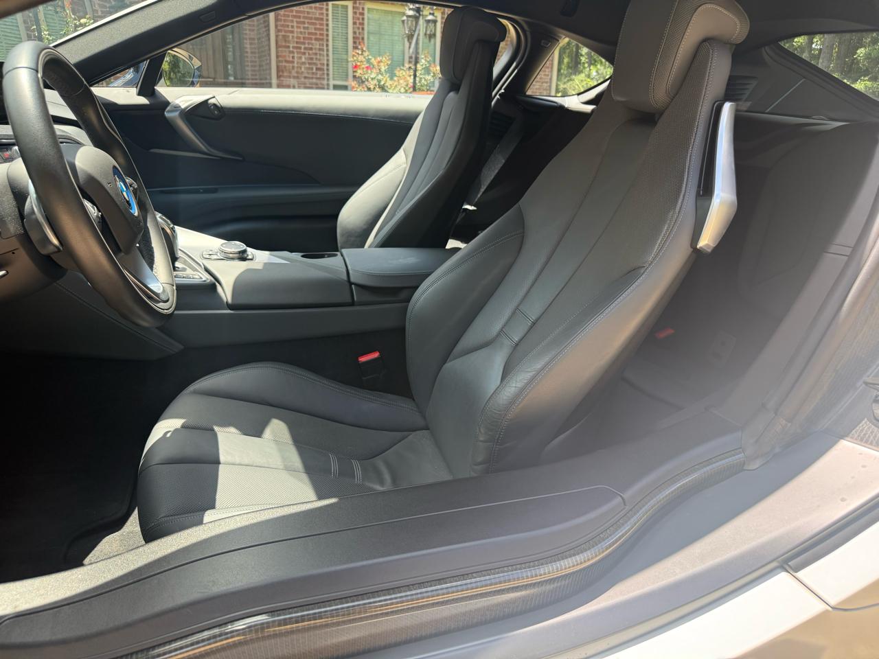BMW i8 2dr Cpe 2016