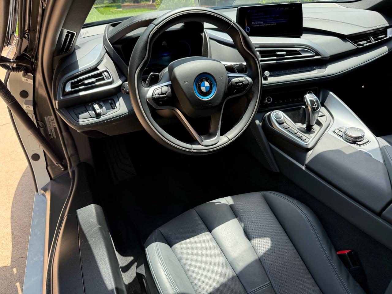 BMW i8 2dr Cpe 2016
