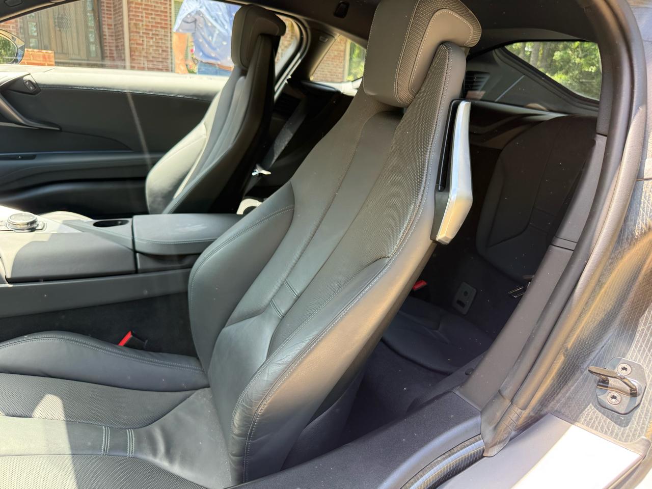 BMW i8 2dr Cpe 2016