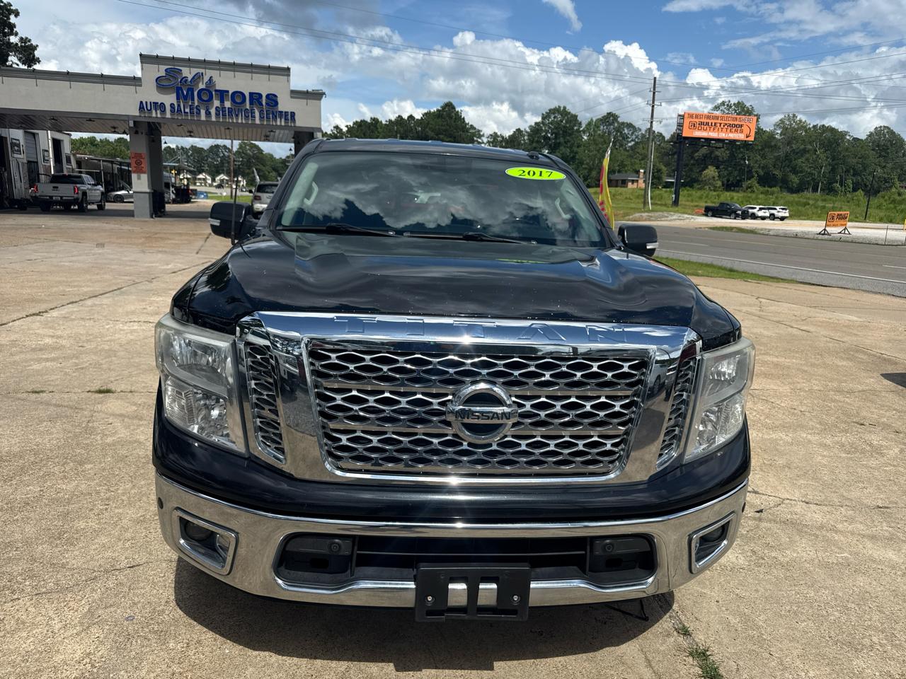 Nissan Titan 4x2 Crew Cab SV 2017