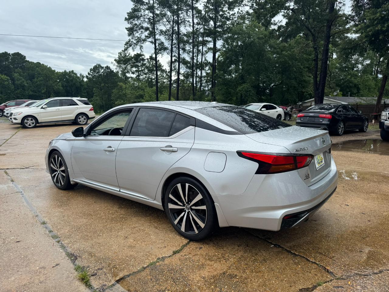 Nissan Altima 2.5 SR Sedan 2019