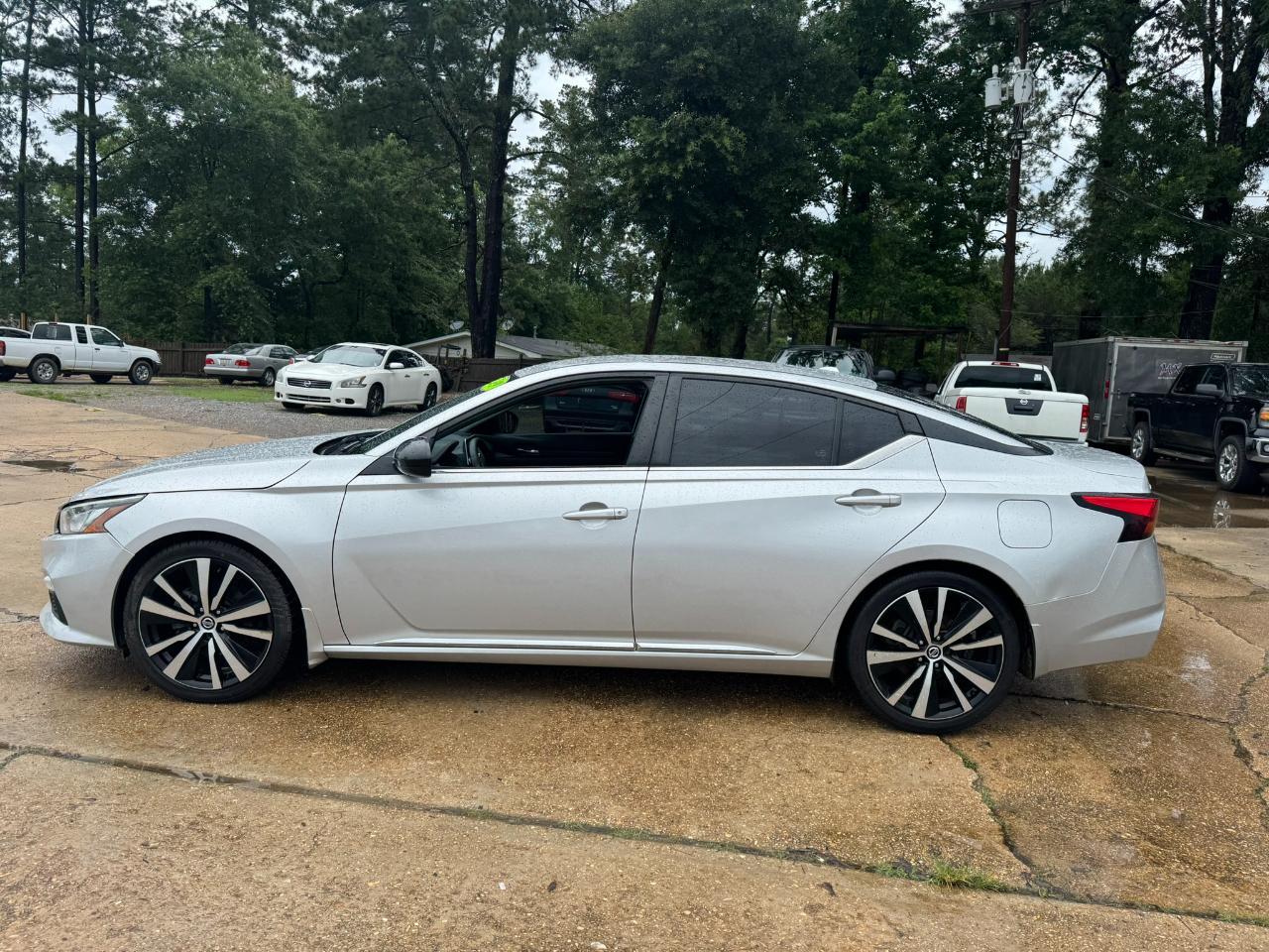 Nissan Altima 2.5 SR Sedan 2019