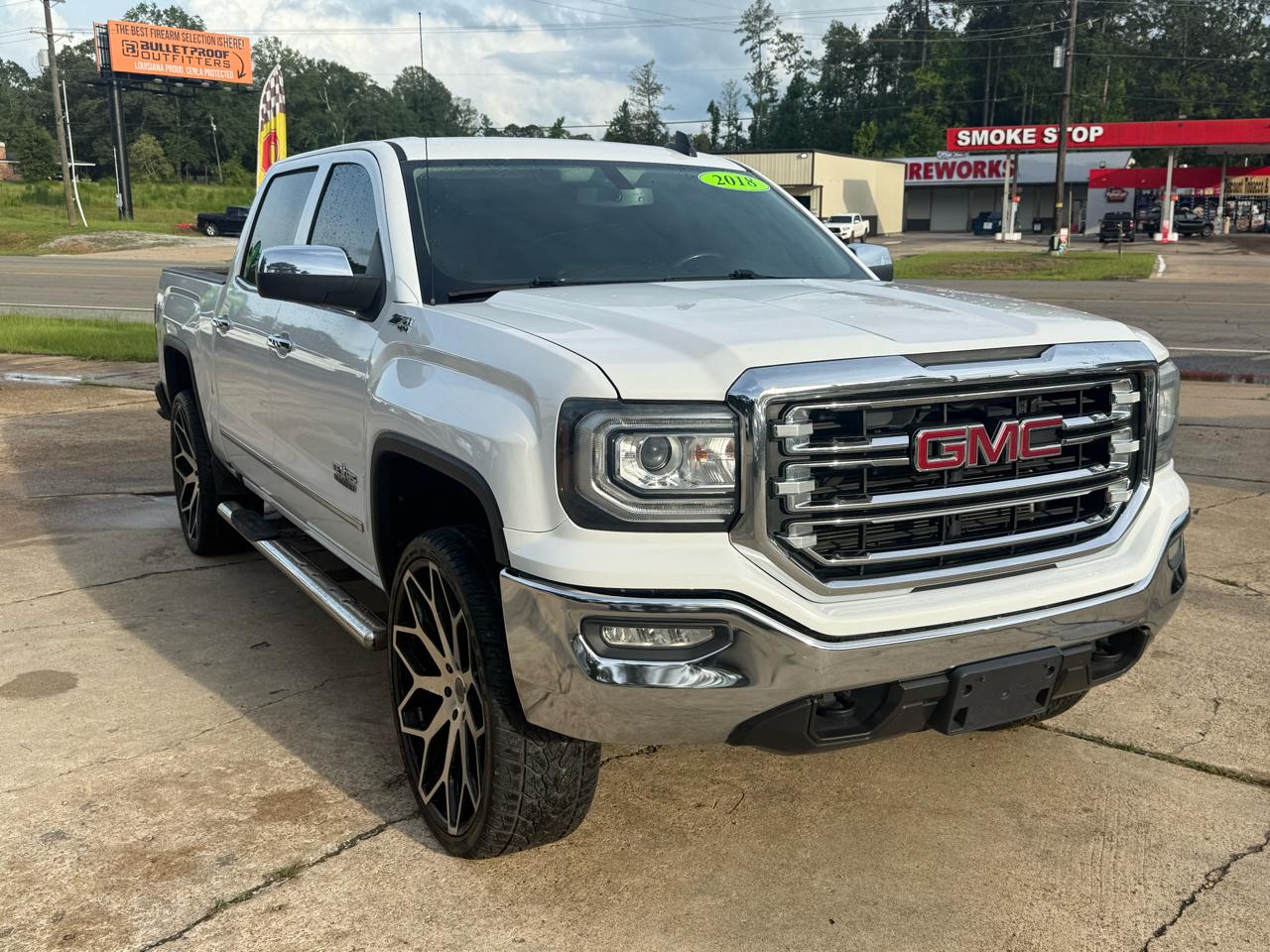 GMC Sierra 1500 4WD Crew Cab 143.5" SLT 2018