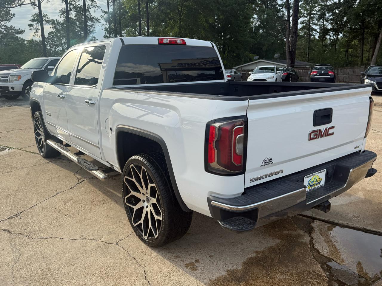 GMC Sierra 1500 4WD Crew Cab 143.5" SLT 2018