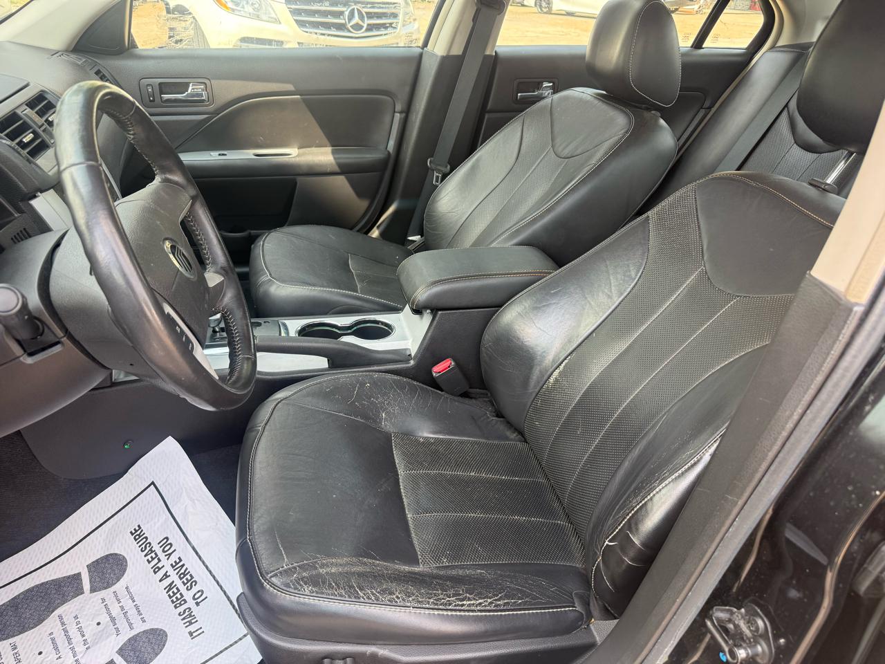 Mercury Milan 4dr Sdn Premier FWD 2010