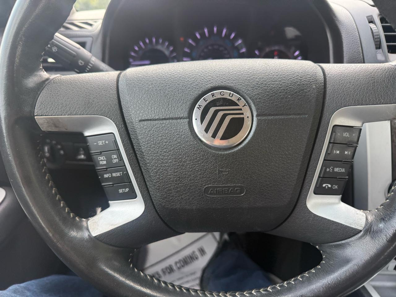 Mercury Milan 4dr Sdn Premier FWD 2010