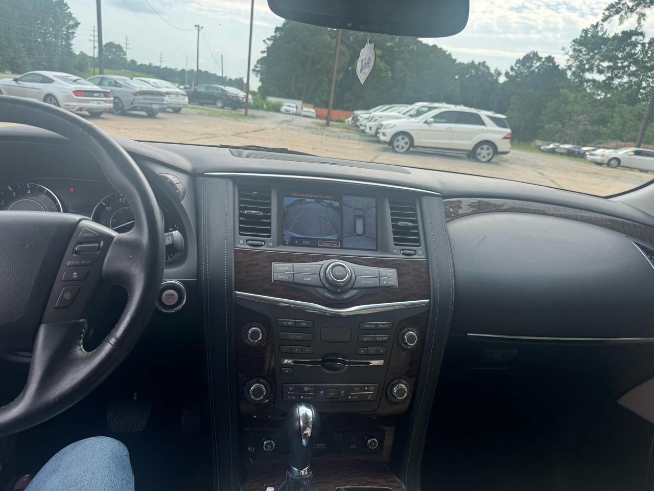 Nissan Armada 4x2 Platinum 2017