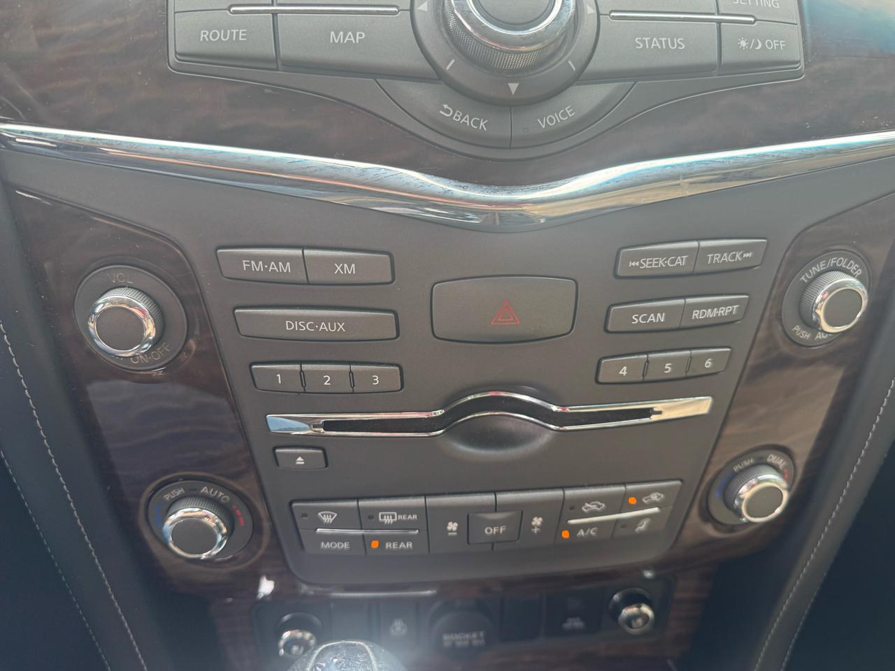 Nissan Armada 4x2 Platinum 2017