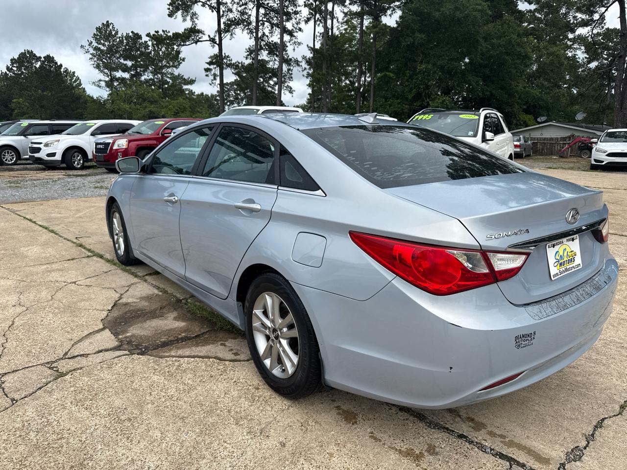 Hyundai Sonata 4dr Sdn 2.4L Auto GLS 2013