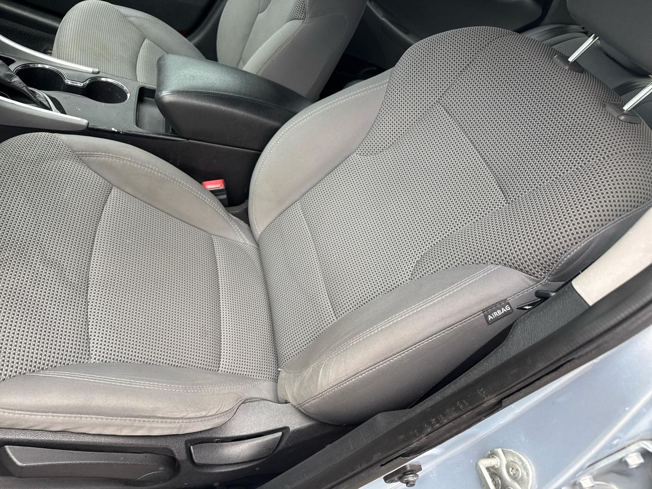 Hyundai Sonata 4dr Sdn 2.4L Auto GLS 2013