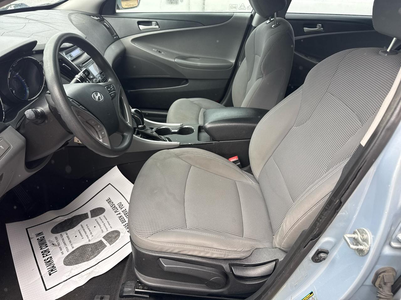 Hyundai Sonata 4dr Sdn 2.4L Auto GLS 2013