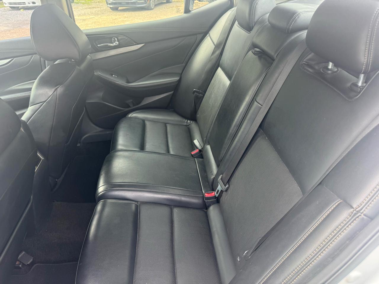 Nissan Maxima SL 3.5L 2017