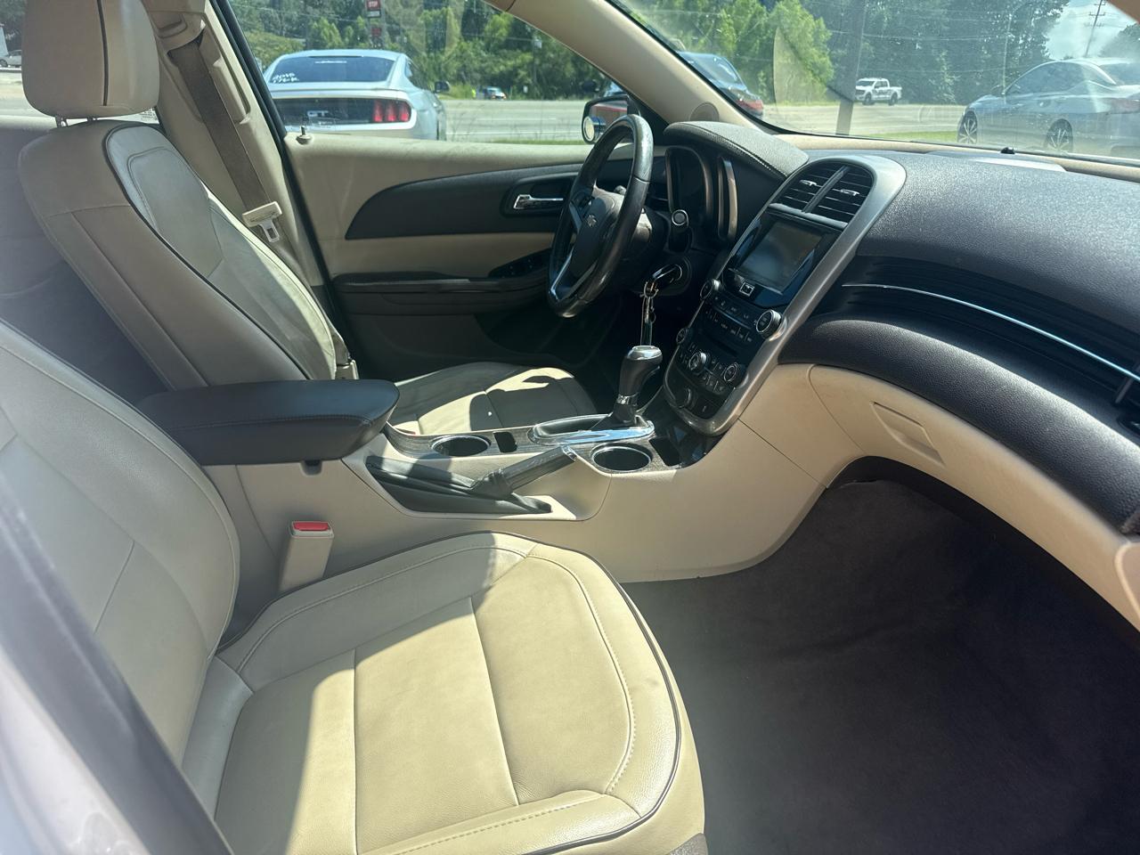Chevrolet Malibu 4dr Sdn LTZ w/1LZ 2015