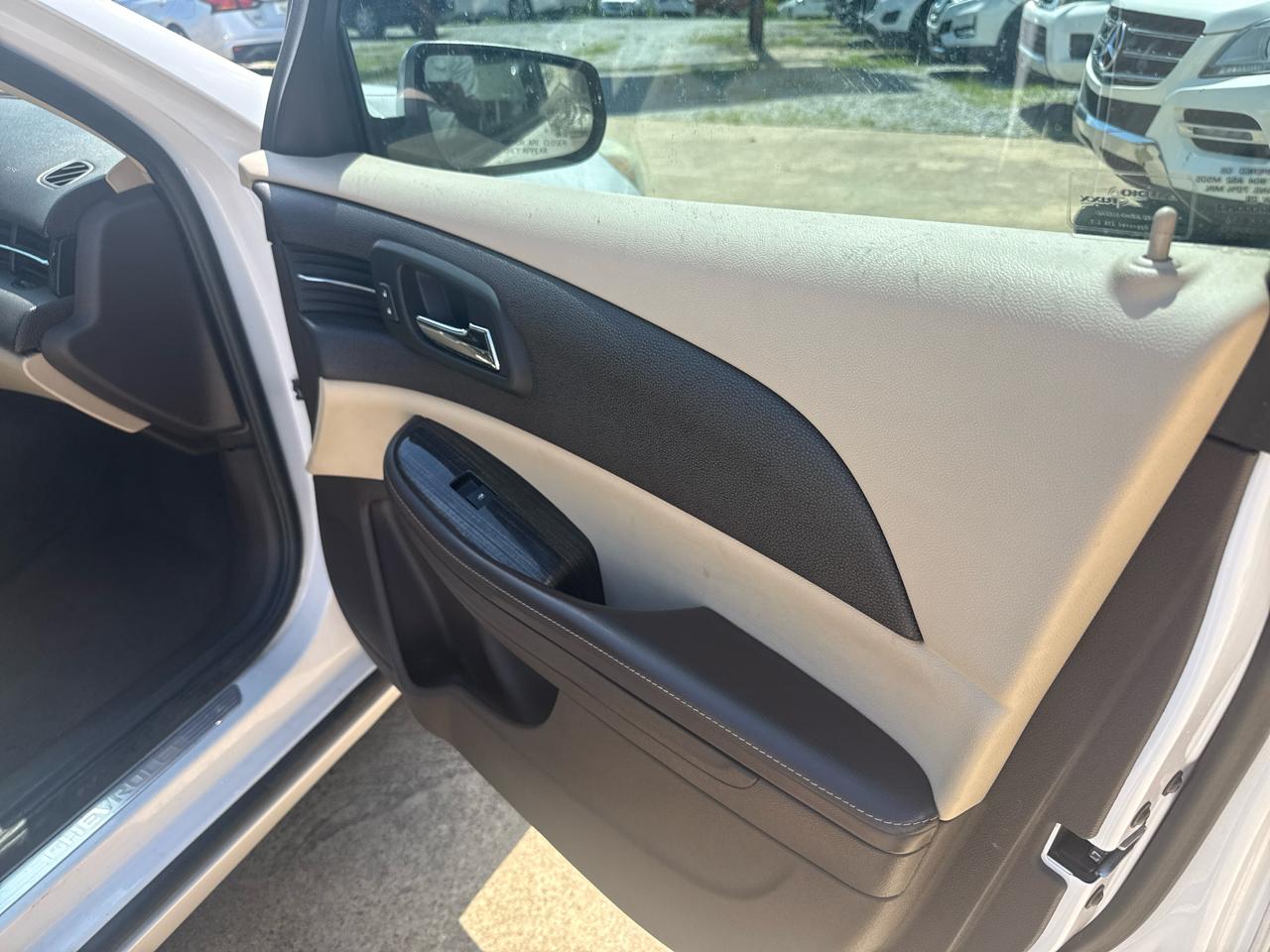 Chevrolet Malibu 4dr Sdn LTZ w/1LZ 2015
