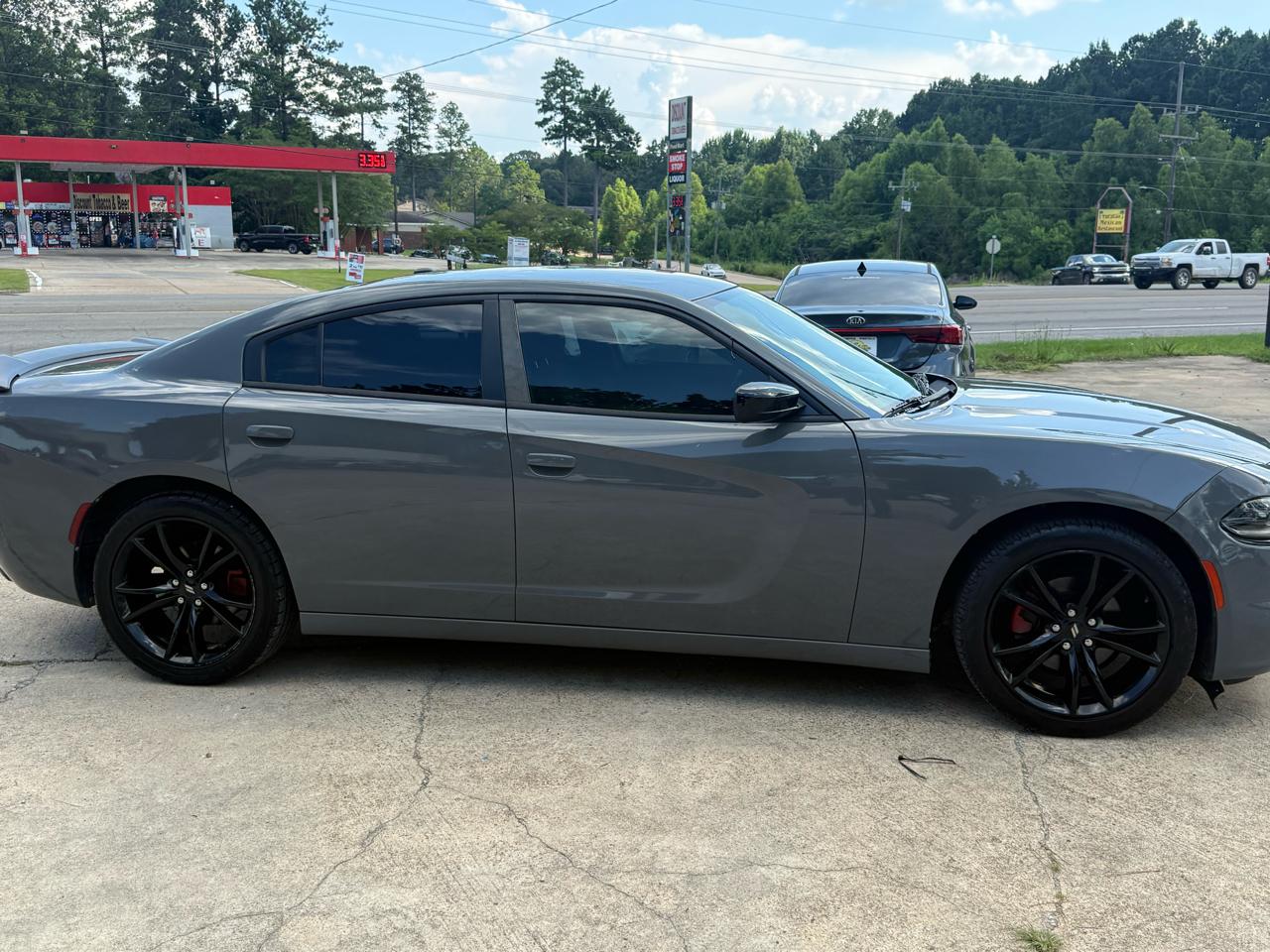 Dodge Charger SXT RWD 2018