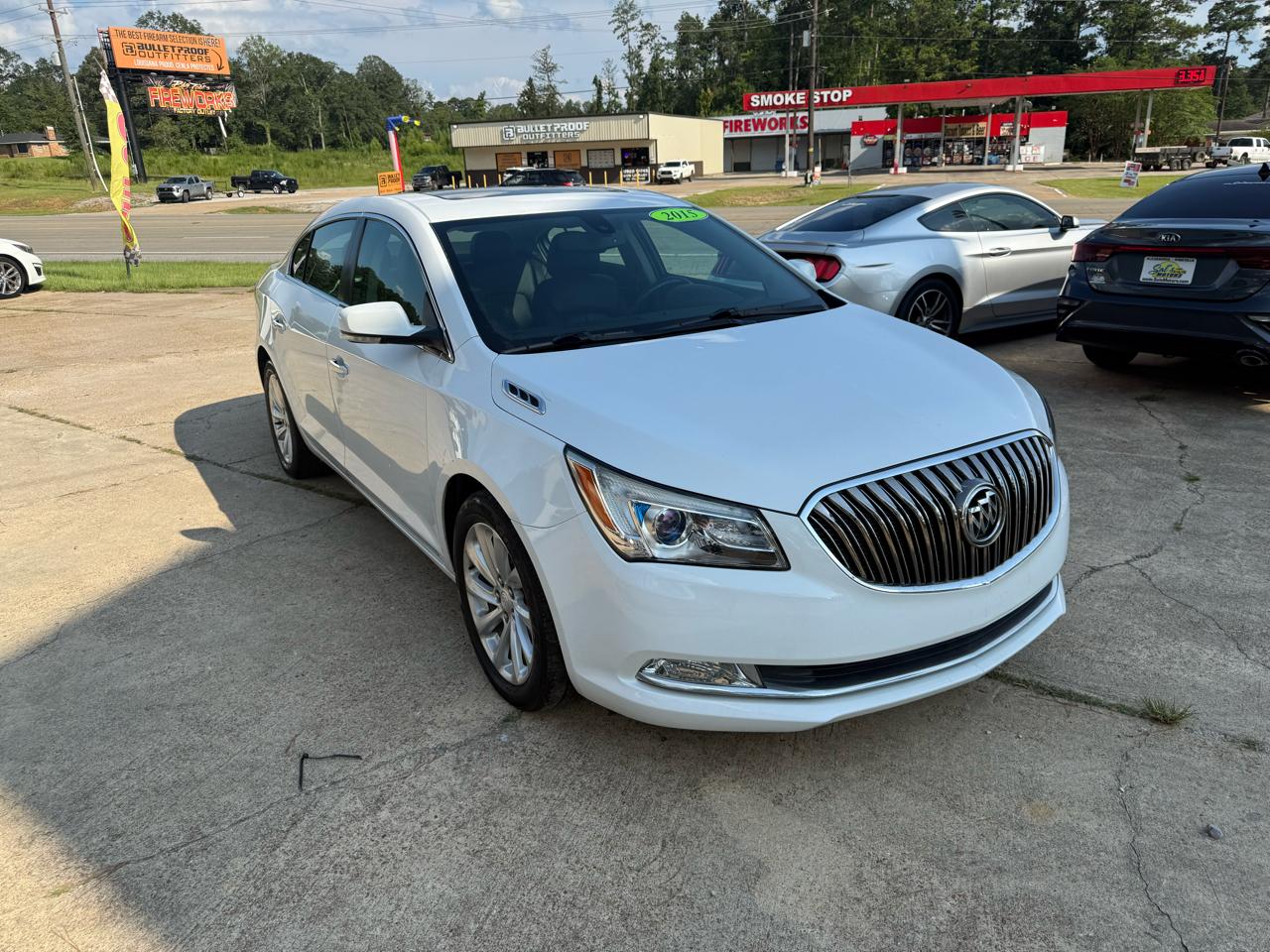 Buick LaCrosse 4dr Sdn Leather FWD 2015