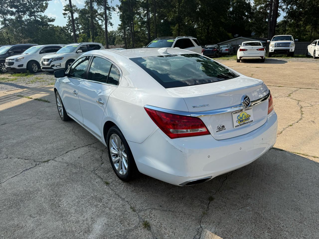 Buick LaCrosse 4dr Sdn Leather FWD 2015