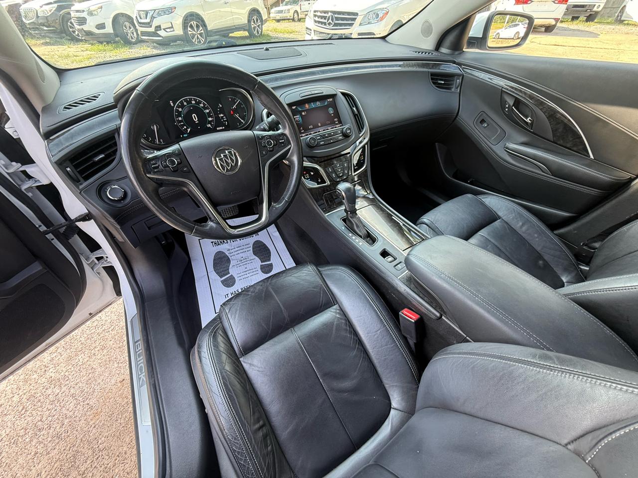 Buick LaCrosse 4dr Sdn Leather FWD 2015