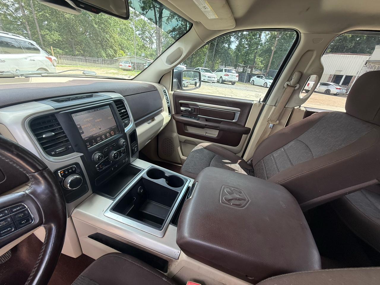 RAM 1500 2WD Crew Cab 140.5" Lone Star 2015