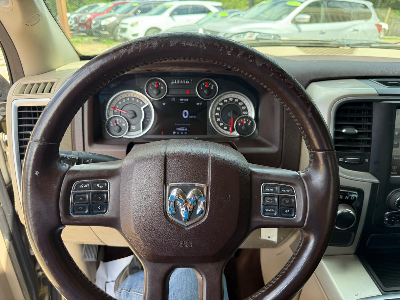 RAM 1500 2WD Crew Cab 140.5" Lone Star 2015
