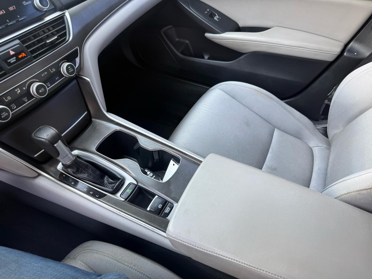 Honda Accord Sedan LX 1.5T CVT 2018