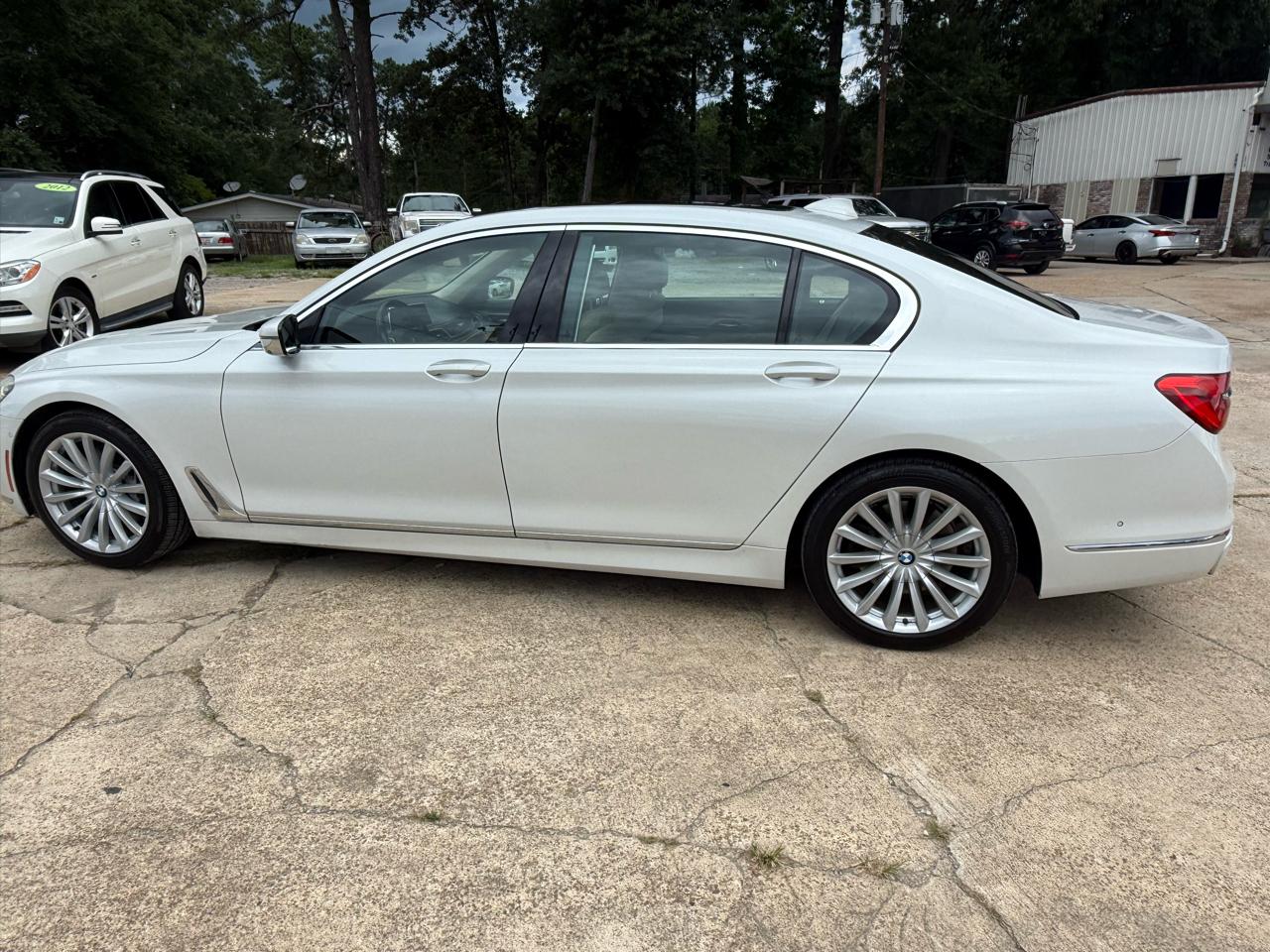 BMW 7 Series 740i Sedan 2017