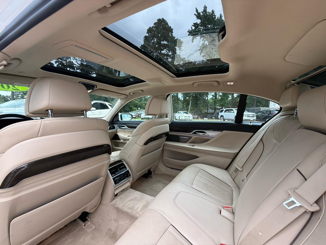 BMW 7 Series 740i Sedan 2017