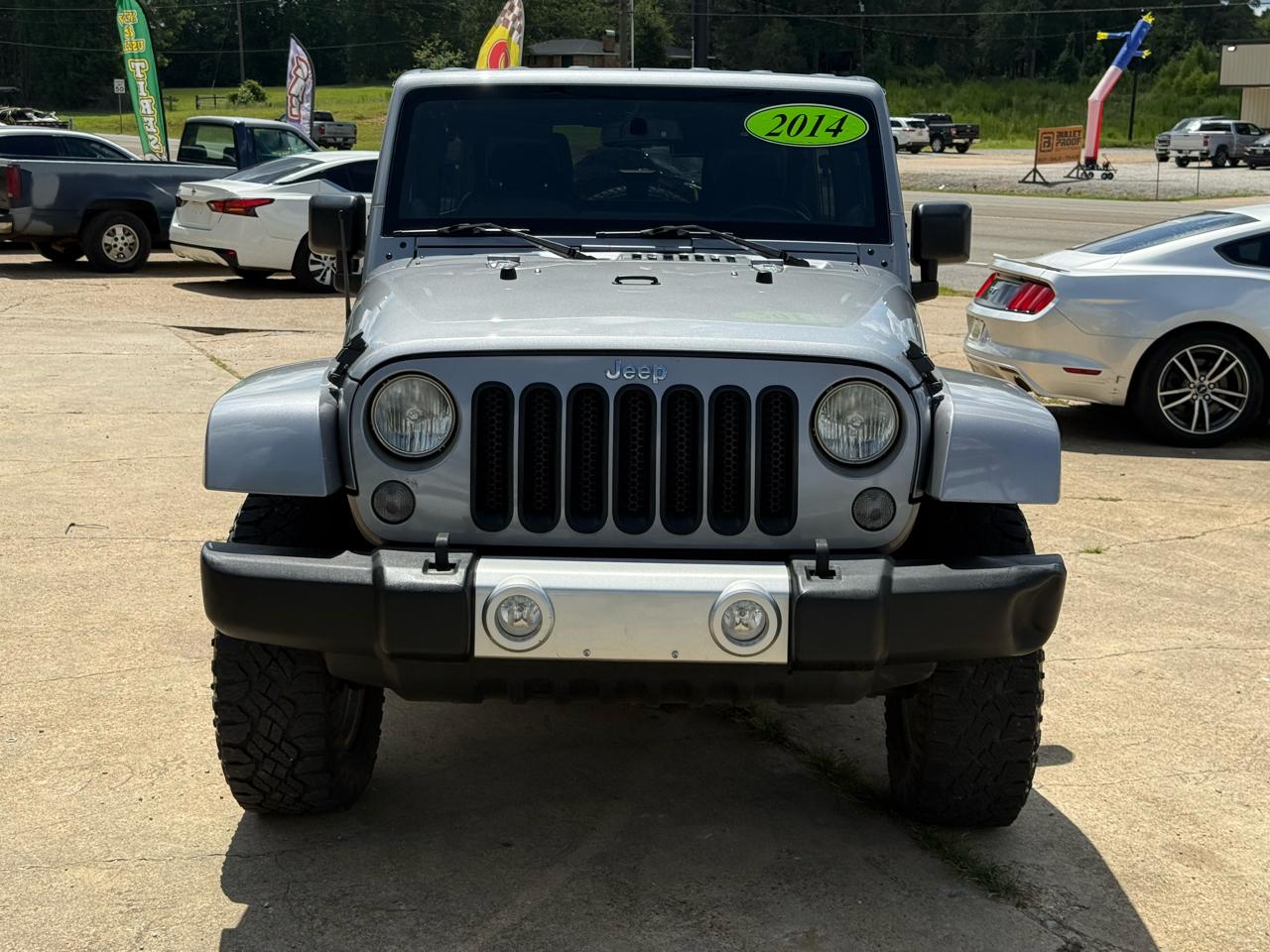 Jeep Wrangler Unlimited 4WD 4dr Sahara 2014