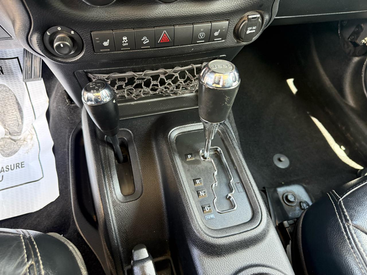 Jeep Wrangler Unlimited 4WD 4dr Sahara 2014