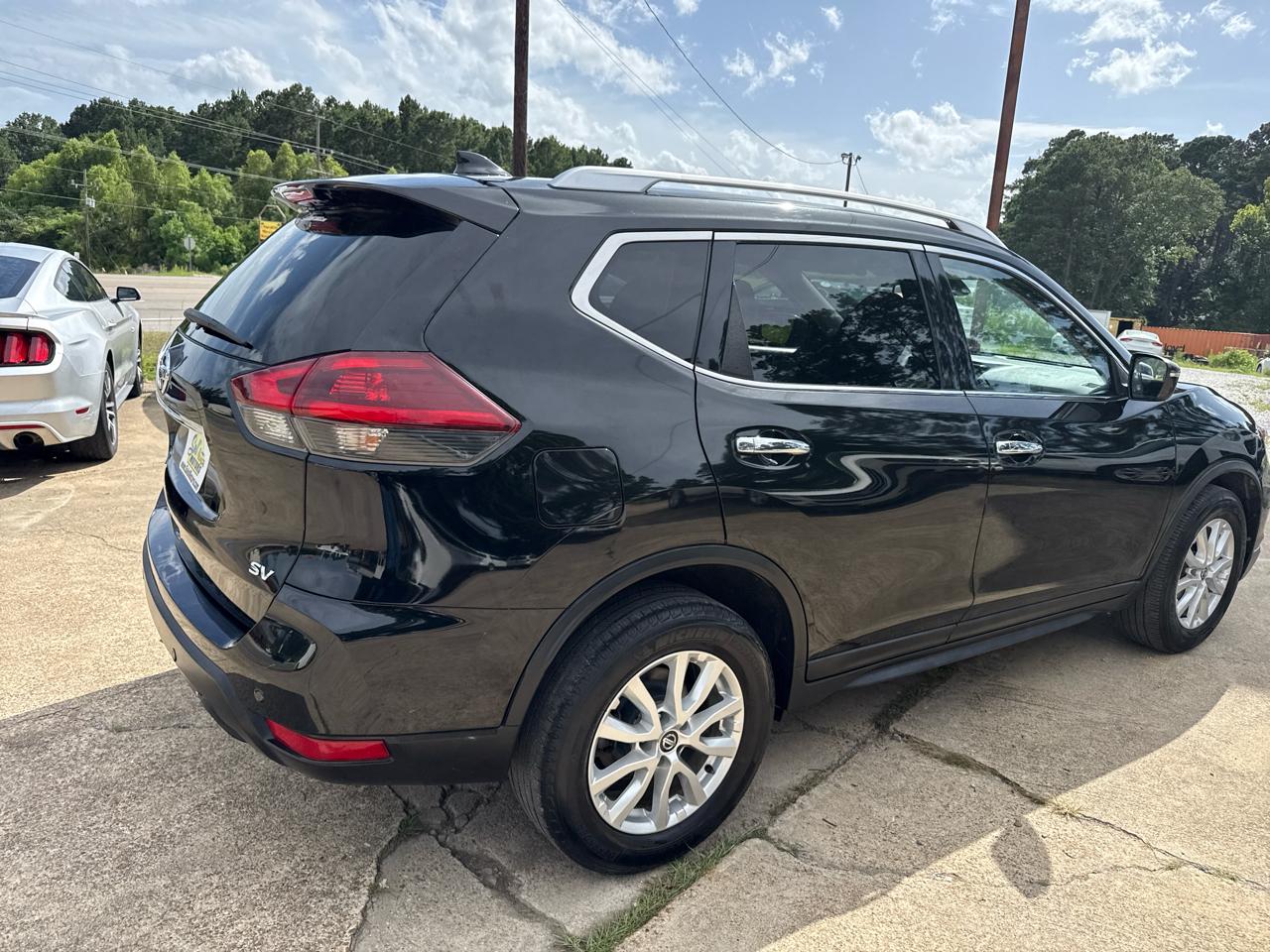 Nissan Rogue FWD SV 2020