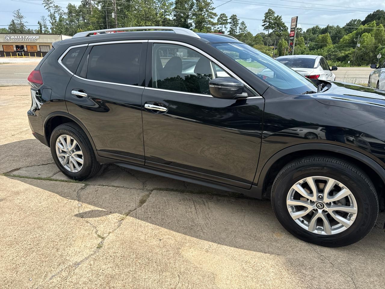 Nissan Rogue FWD SV 2020
