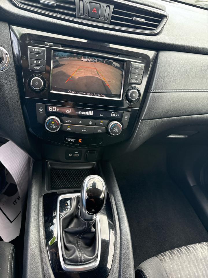 Nissan Rogue FWD SV 2020