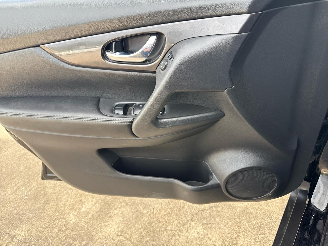 Nissan Rogue FWD SV 2020