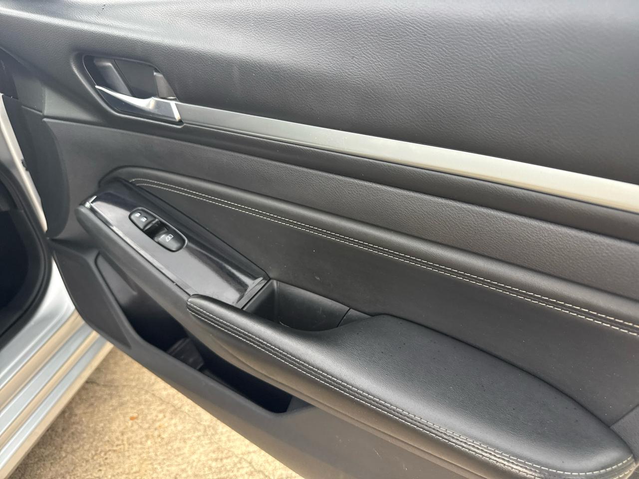 Nissan Altima 2.5 SL Sedan 2020