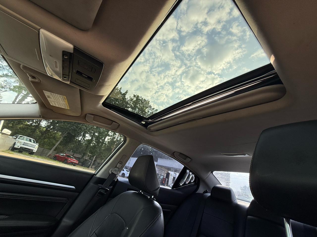 Nissan Altima 2.5 SL Sedan 2019