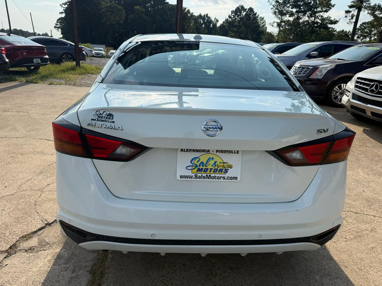 Nissan Altima 2.5 SV Sedan 2021