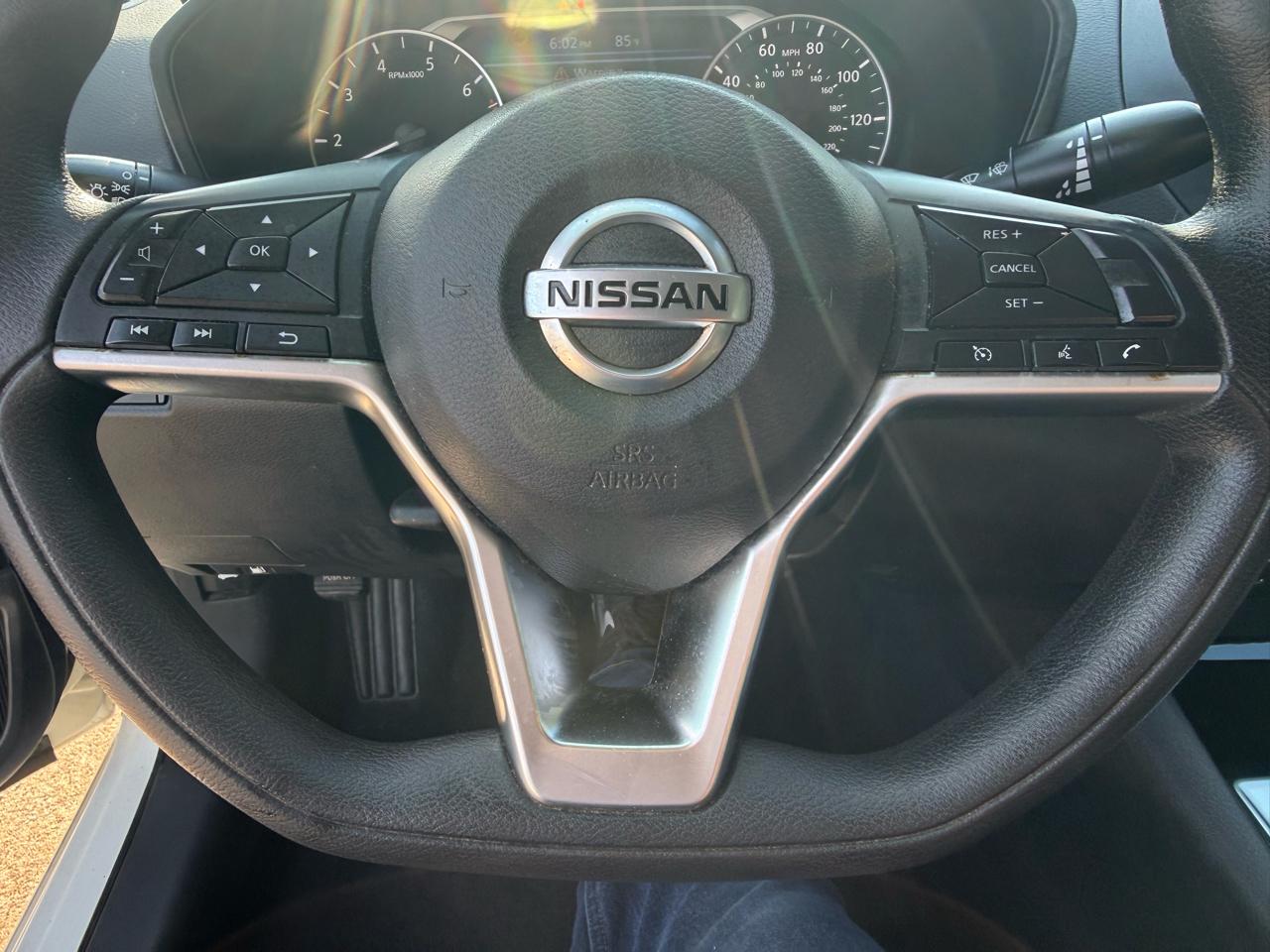 Nissan Altima 2.5 SV Sedan 2021