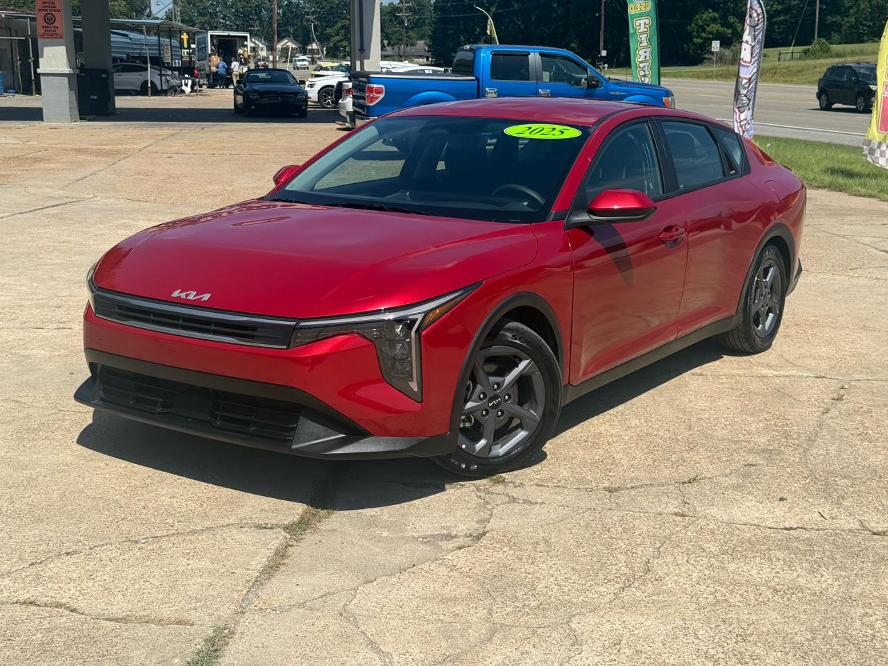 Kia K4 LXS FWD 2025